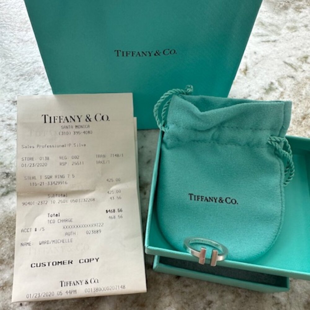 Tiffany & Co. Silver T-Ring with Blue Pouch